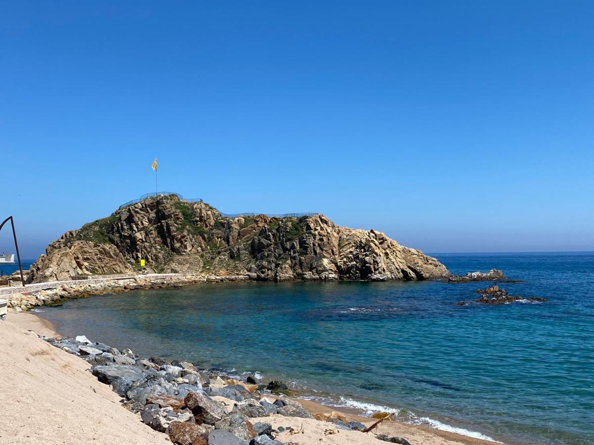 El Rancho At The Beach Blanes Zewnętrze zdjęcie